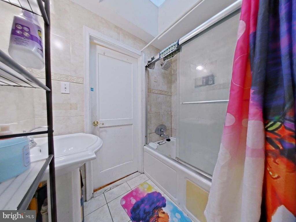 Image 25 of property listing at 57 W MADISON AVE, Clifton Heights, PA 19018