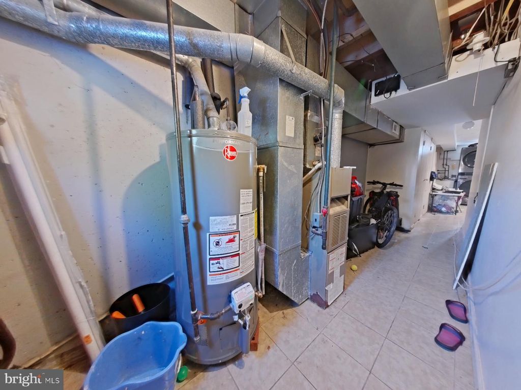 Image 27 of property listing at 57 W MADISON AVE, Clifton Heights, PA 19018