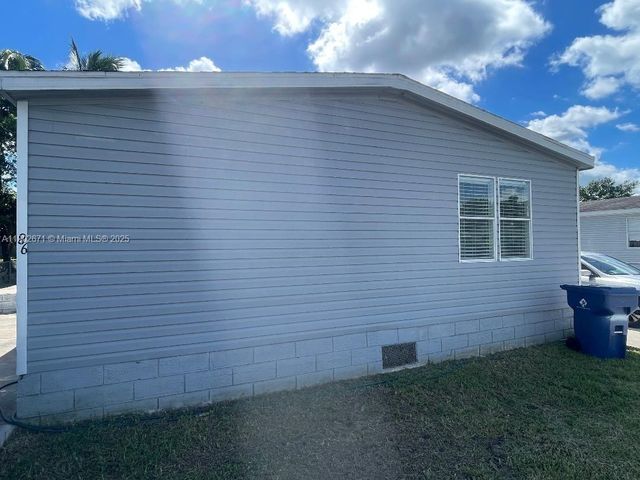 19800 SW 180th Ave UNIT 86, Miami, FL 33187