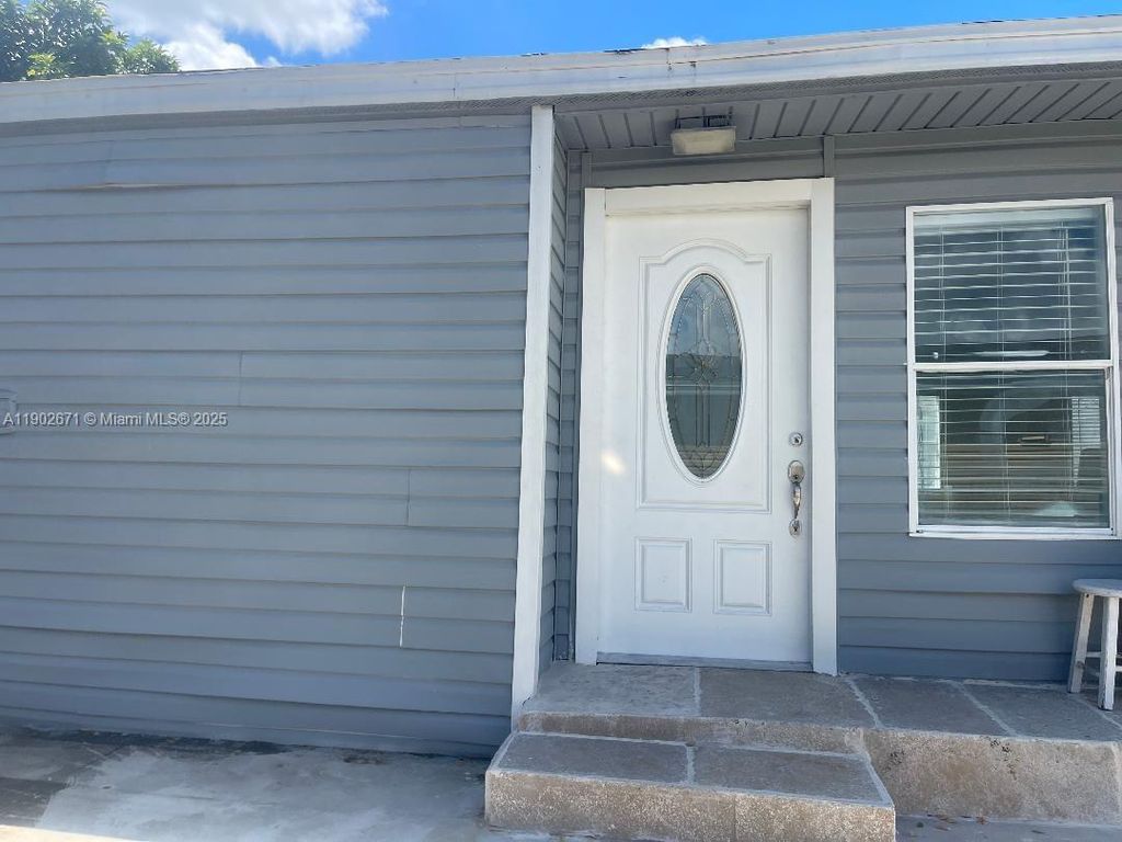 19800 SW 180th Ave UNIT 86, Miami, FL 33187