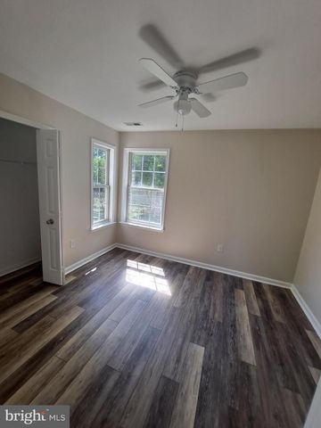 210 AMARET ST, Fredericksburg, VA 22401