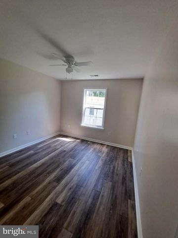 210 AMARET ST, Fredericksburg, VA 22401