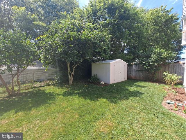 210 AMARET ST, Fredericksburg, VA 22401
