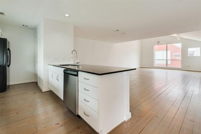 2605 Calumet Street 13, Houston, TX 77004