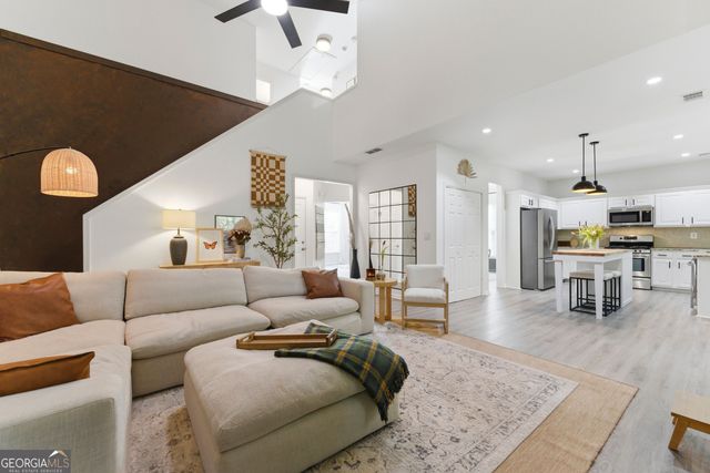 2947 Cottesford Way SE, Smyrna, GA 30080