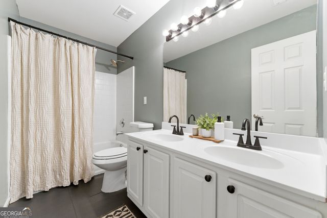 2947 Cottesford Way SE, Smyrna, GA 30080