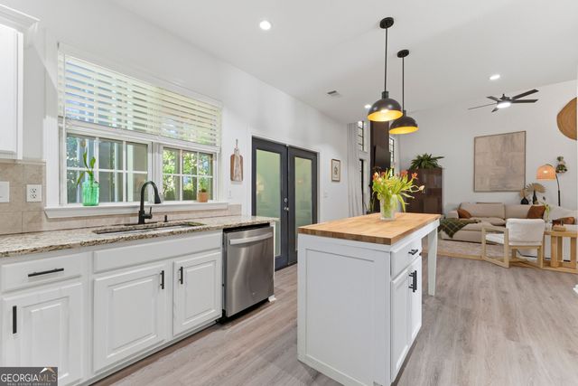 2947 Cottesford Way SE, Smyrna, GA 30080