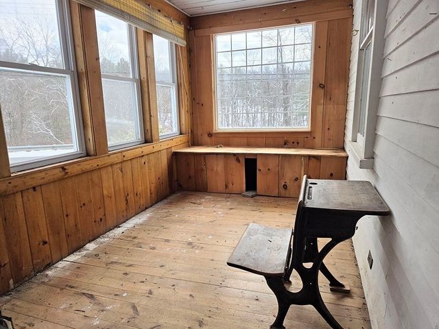 43 Winchendon Rd, Royalston, MA 01368