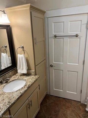 108 Linden Place, Bermuda Run, NC 27006