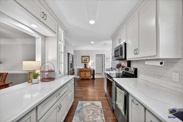 201 William D Evans Court, Kathleen, GA 31047