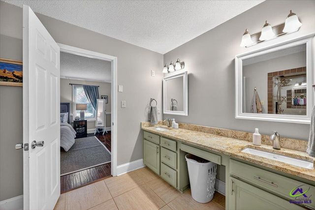 201 William D Evans Court, Kathleen, GA 31047