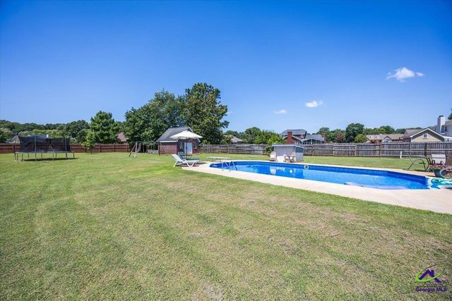 201 William D Evans Court, Kathleen, GA 31047