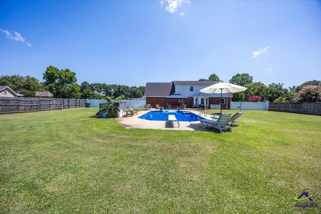 201 William D Evans Court, Kathleen, GA 31047