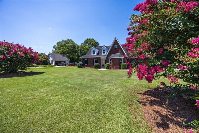 201 William D Evans Court, Kathleen, GA 31047