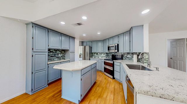 4184 Horizon Ct, Turlock, CA 95382