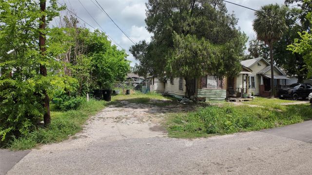 7935 Sherman Street, Houston, TX 77012