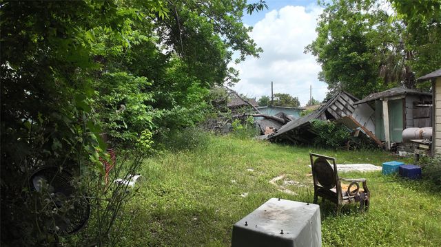 7935 Sherman Street, Houston, TX 77012