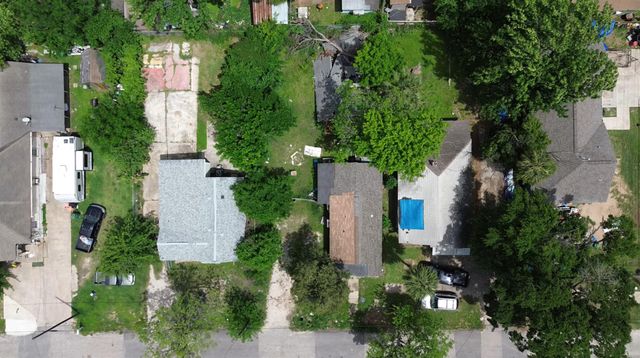 7935 Sherman Street, Houston, TX 77012