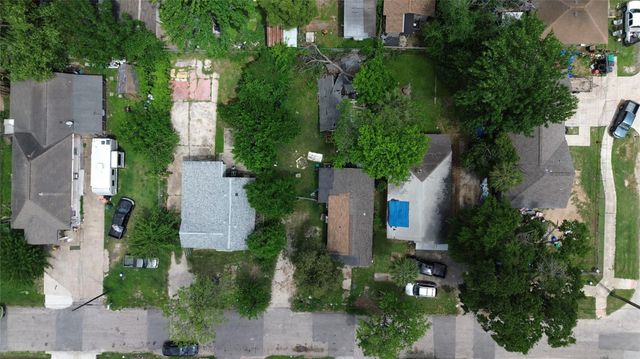 7935 Sherman Street, Houston, TX 77012