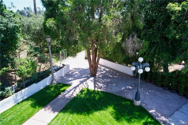 1020 Lantana Drive, Los Angeles, CA 90042