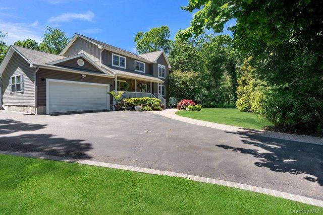 131 Jamaica Avenue, Medford, NY 11763