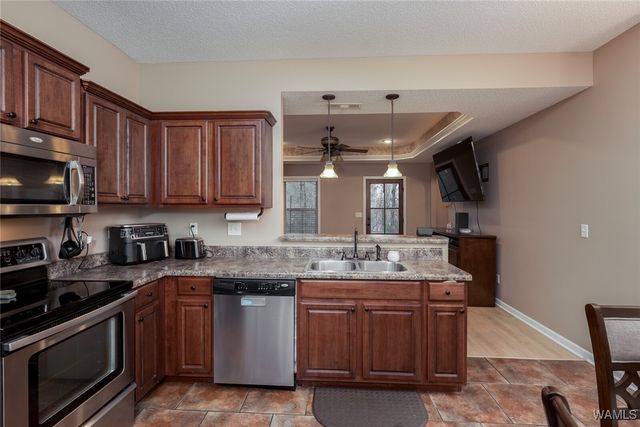 15174 Green Circle, Northport, AL 35475