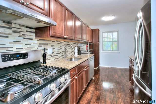 50 Greenhouse Road 57D, Bridgeport, CT 06606