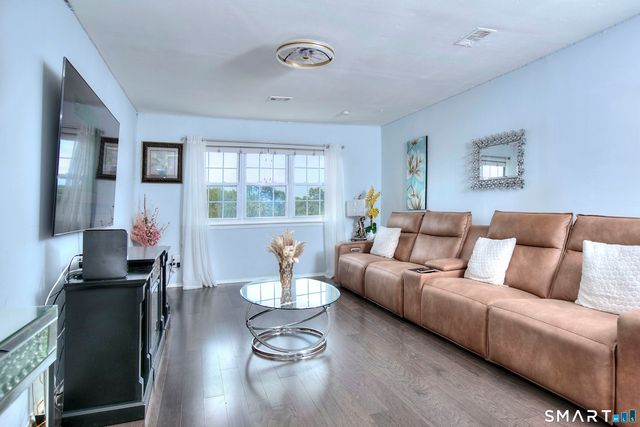 50 Greenhouse Road 57D, Bridgeport, CT 06606
