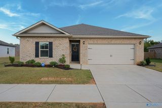 6603 Shearleaf Road NW, Huntsville, AL 35806