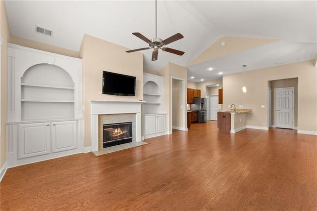1320 Oak Meadows Lane 1802, Cumming, GA 30041
