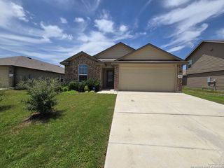 425 Sabine River, Cibolo, TX 78108