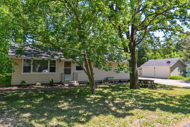 N6924 Oak LANE, Elkhorn, WI 53121