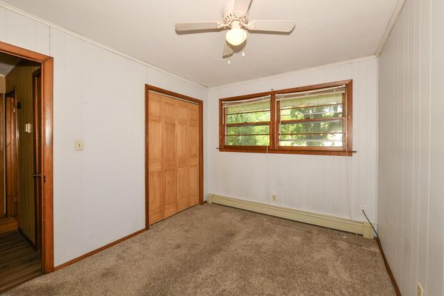N6924 Oak LANE, Elkhorn, WI 53121