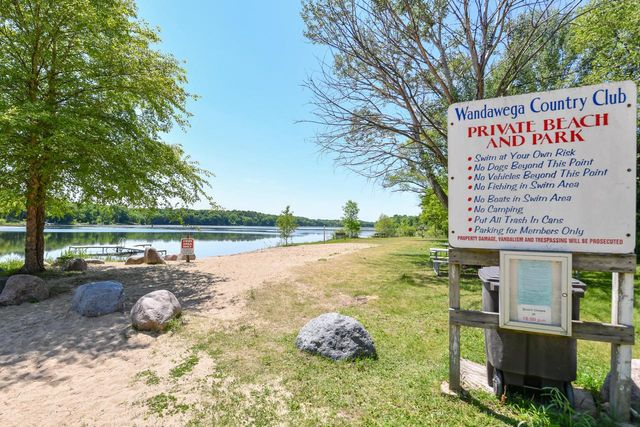 N6924 Oak LANE, Elkhorn, WI 53121