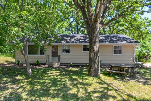 N6924 Oak LANE, Elkhorn, WI 53121