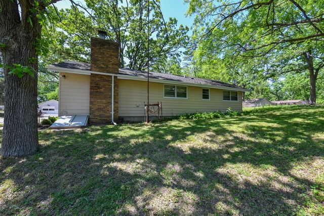 N6924 Oak LANE, Elkhorn, WI 53121