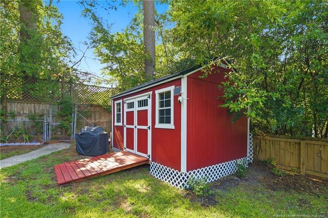316 Fairwood Court, Fayetteville, NC 28305