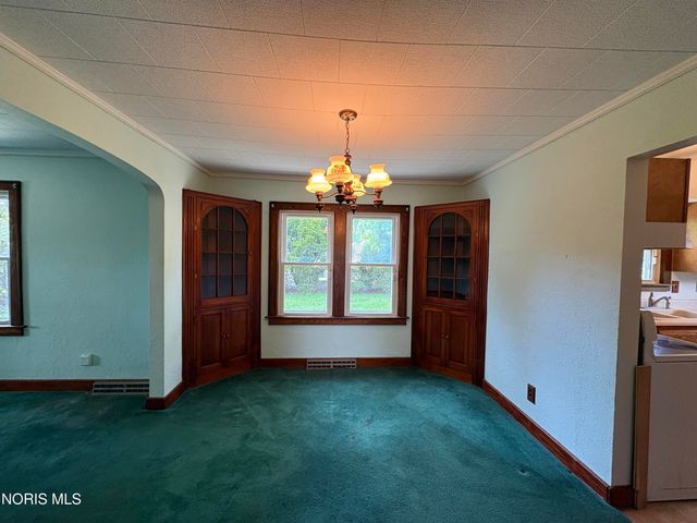1312 Towers Road, Oregon, OH 43616