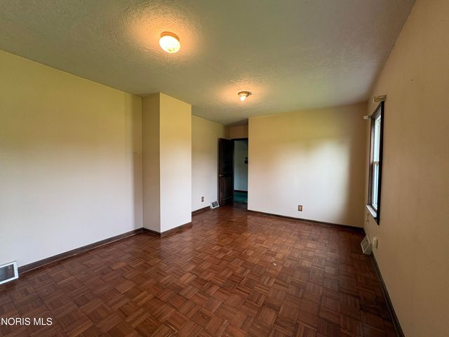 1312 Towers Road, Oregon, OH 43616