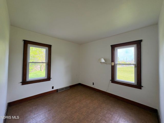 1312 Towers Road, Oregon, OH 43616