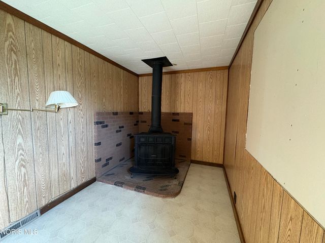 1312 Towers Road, Oregon, OH 43616