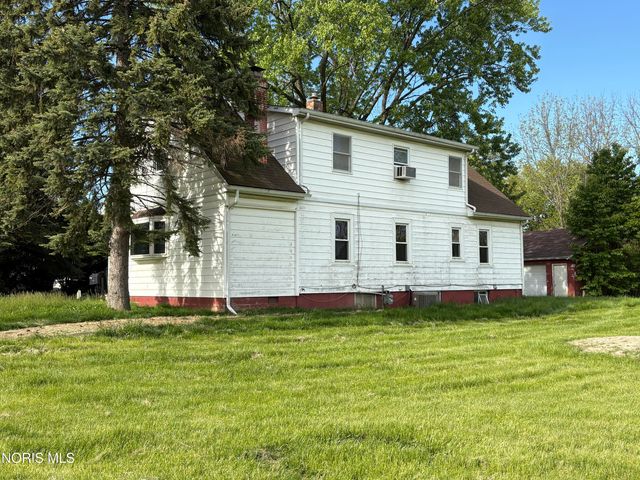 1312 Towers Road, Oregon, OH 43616