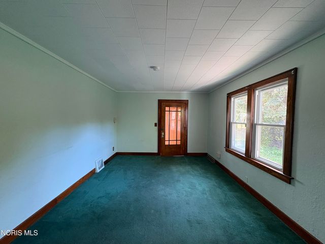 1312 Towers Road, Oregon, OH 43616