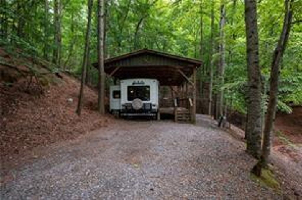 133 31st Street, Ellijay, GA 30540
