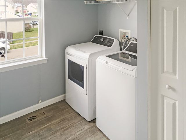 5515 Abby Loop Way, Dayton, OH 45414