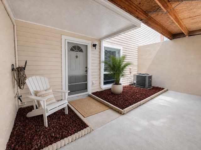 11905 CYPRESS VISTA, Tampa, FL 33626