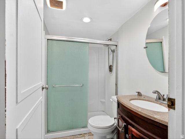 1371 E 5800 S, South Ogden, UT 84405