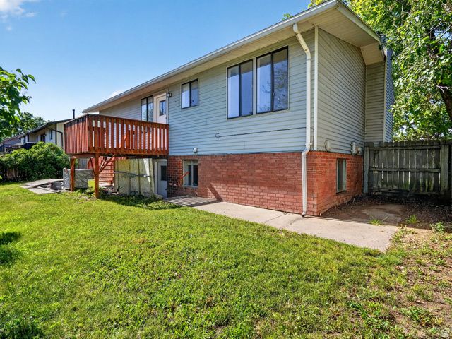 1371 E 5800 S, South Ogden, UT 84405
