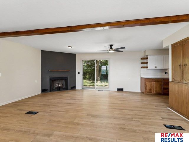 6818 N 51 Street, Omaha, NE 68152