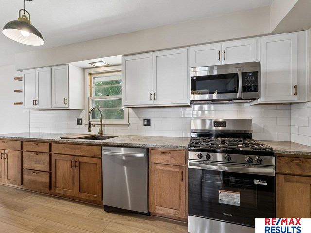6818 N 51 Street, Omaha, NE 68152